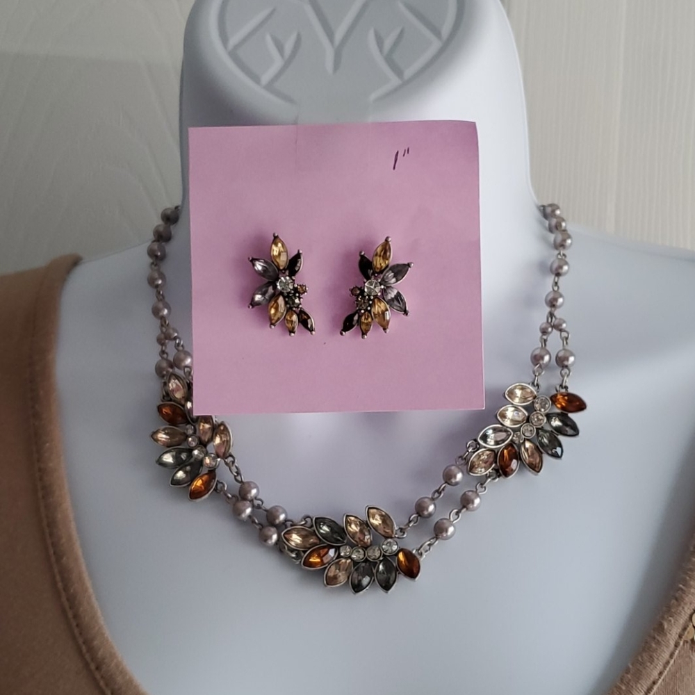 Avon necklace and earrings